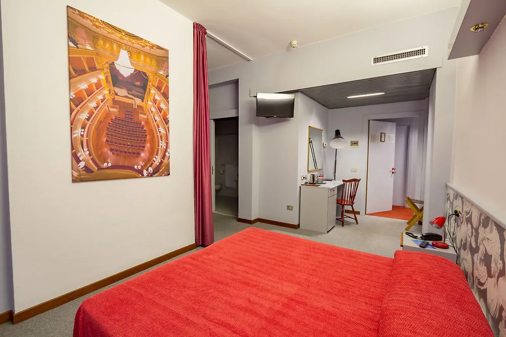 Hotel Italia Stradella 4*,