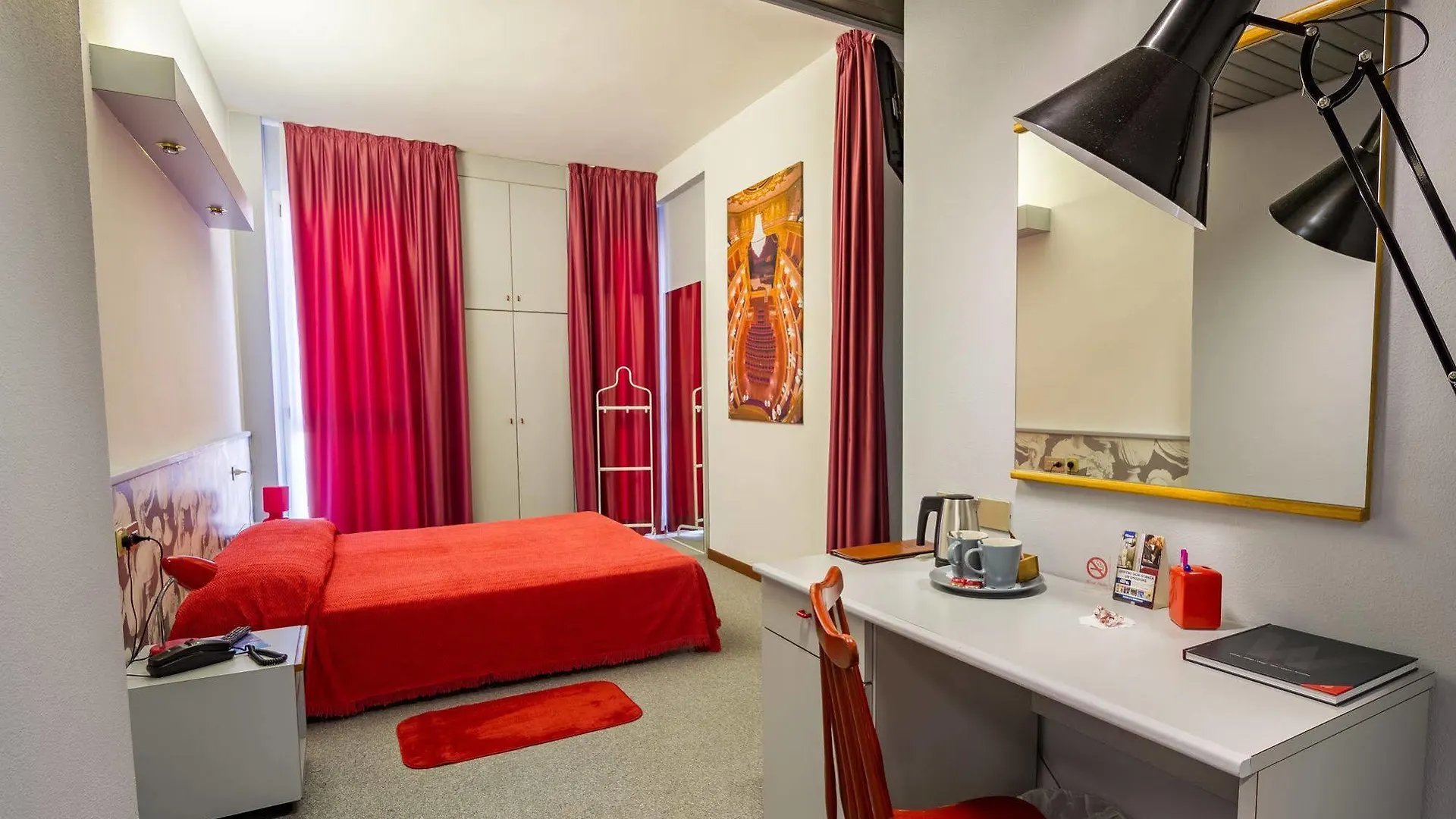 Hotel Italia Stradella 4*,